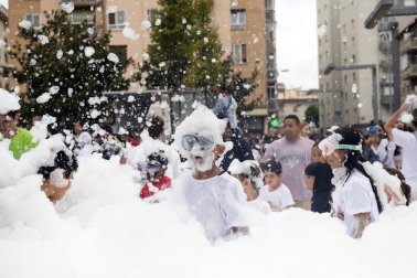 Fotos del cohete de fiestas de Burlada./