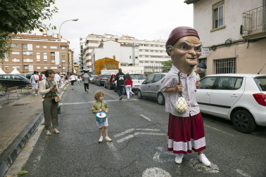 Fotos del cohete de fiestas de Burlada./