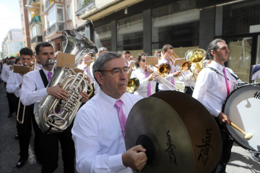 Fotos de la procesión en las fiestas de Burlada