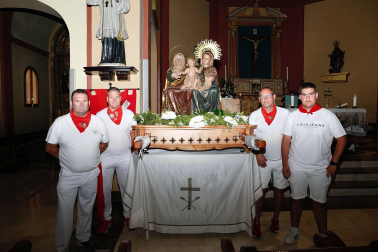 Procesión de Santa Ana en las fiestas de Buñuel 2024.