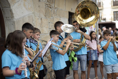 Inicio de fiestas en Lakuntza.