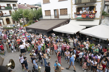 Inicio de fiestas en Lakuntza.