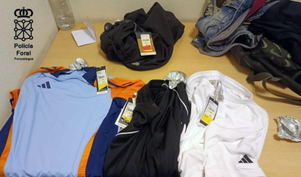 Material deportivo hurtado en el Polígono Agustinos valorado en 451 euros