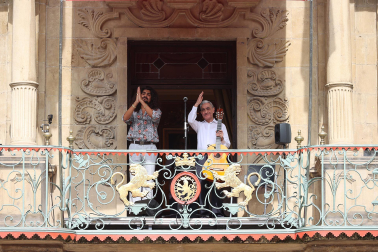 Fotos de las actuaciones de Israel Fernández y Mara Rey en el ciclo 'Calles, balcones y patios' de Flamenco On Fire 2024
