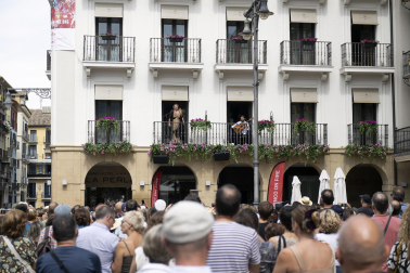 Fotos de las actuaciones de Israel Fernández y Mara Rey en el ciclo 'Calles, balcones y patios' de Flamenco On Fire 2024