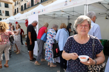 Fotos de la fiesta del tomate feo en Tudela.