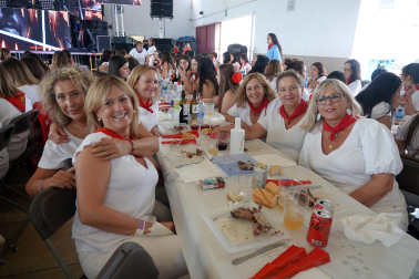 Fotos del Día de la mujer en fiestas de Milagro 2024. /