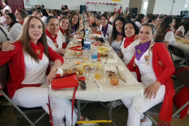 Fotos del Día de la mujer en fiestas de Milagro 2024. /