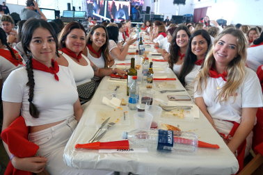 Fotos del Día de la mujer en fiestas de Milagro 2024. /