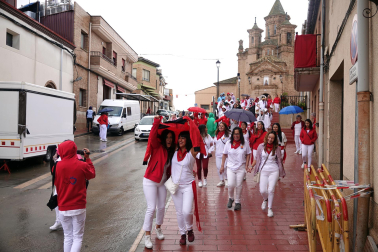 Fotos del Día de la mujer en fiestas de Milagro 2024. /
