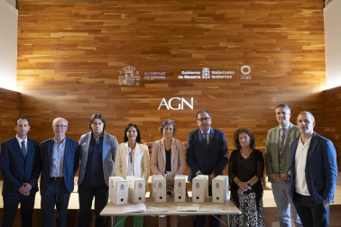 Fotos del traspaso al Archivo de Navarra de 40.000 expedientes de prisiones./