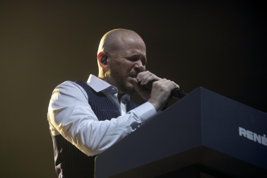 René Pérez, Residente, durante su actuación en el Palau Sant Jordi de Barcelona en el arranque de su gira mundial 2024