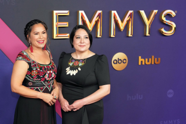 Alfombra roja, ceremonia y galardonados en la 76 edición de los Premios Emmy celebrada en Los Ángeles