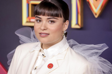 Alfombra roja, ceremonia y galardonados en la 76 edición de los Premios Emmy celebrada en Los Ángeles