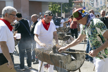 Fotos de la costillada popular de las fiestas de Huarte