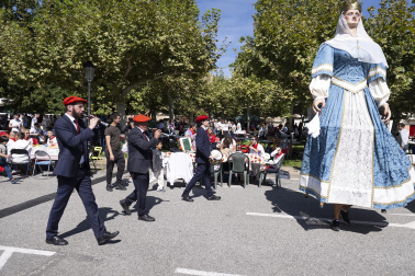 Fotos de la costillada popular de las fiestas de Huarte