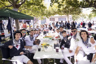 Fotos de la costillada popular de las fiestas de Huarte