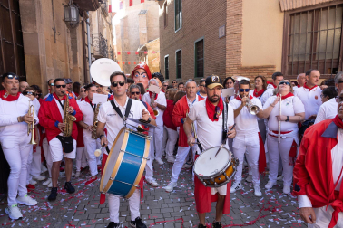 Fotos del cohete de inicio de fiestas de Corella