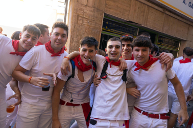 Fotos del cohete de inicio de fiestas de Corella