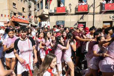 Fotos del cohete de inicio de fiestas de Corella