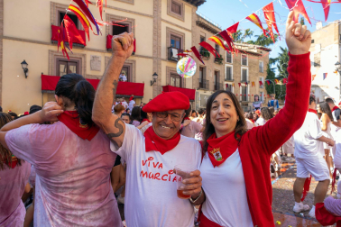 Fotos del cohete de inicio de fiestas de Corella