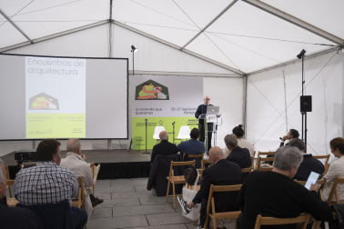 Patxi Mangado inaugura las sesiones de la tarde, este miércoles, en la carpa de Carlos III
