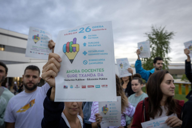 Fotos de la jornada de huelga en la educación pública en Navarra.