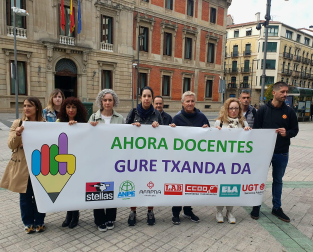 Fotos de la jornada de huelga en la educación pública en Navarra. |