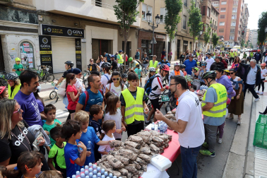 Fotos del 'Reto + de 100' en Tudela. /