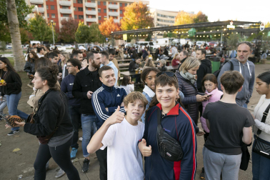 Continúa la gran afluencia de publico en The Champions Burger
