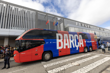 Llegada del Barcelona a Pamplona./