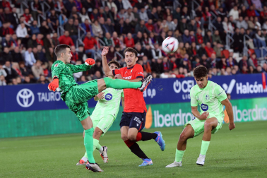 Fotos del Osasuna 4-2 Barcelona de la jornada 8./