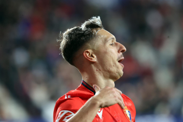 Fotos del Osasuna 4-2 Barcelona de la jornada 8./