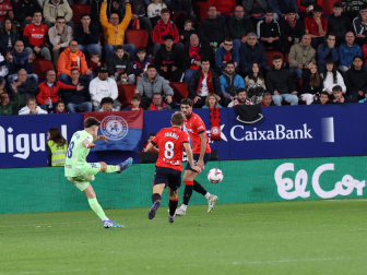 Fotos del Osasuna 4-2 Barcelona de la jornada 8./