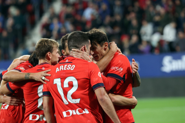 Fotos del Osasuna 4-2 Barcelona de la jornada 8./