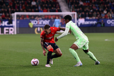 Fotos del Osasuna 4-2 Barcelona de la jornada 8./