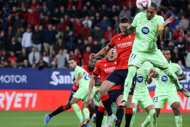 Fotos del Osasuna 4-2 Barcelona de la jornada 8./