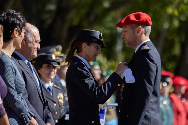 Fotos de la celebración de la festividad de la Policía Nacional en Navarra.