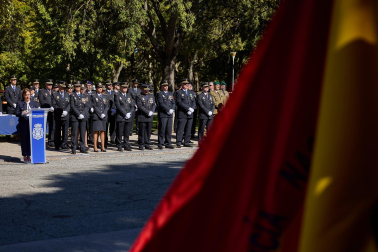 Fotos de la celebración de la festividad de la Policía Nacional en Navarra.