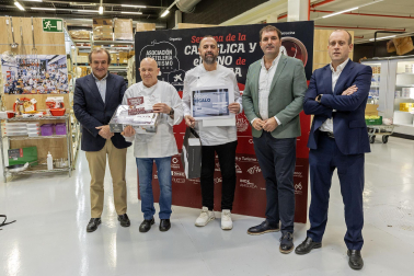 Fotos de la entrega de premios de la Semana de la Cazuelica.