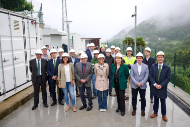 Inauguración de  la batería instalada por i-DE en Valcarlos