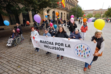 Fotos de la VII Marcha a favor de la inclusión.