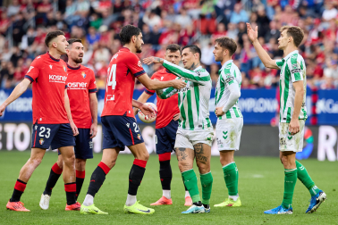 Fotos del Osasuna 1-2 Betis de la jornada 10./