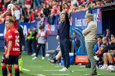 Fotos del Osasuna 1-2 Betis de la jornada 10./