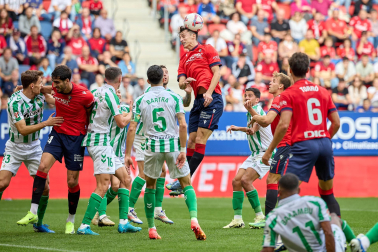 Fotos del Osasuna 1-2 Betis de la jornada 10./
