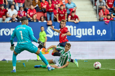 Fotos del Osasuna 1-2 Betis de la jornada 10./