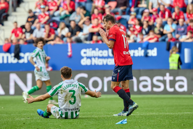 Fotos del Osasuna 1-2 Betis de la jornada 10./