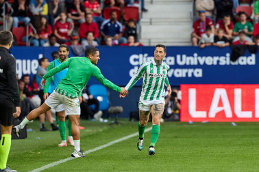 Fotos del Osasuna 1-2 Betis de la jornada 10./
