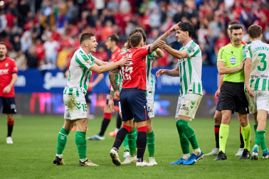 Fotos del Osasuna 1-2 Betis de la jornada 10./