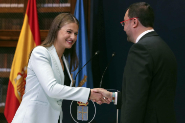 La princesa Leonor recibe la Medalla de Oro del Principado.
